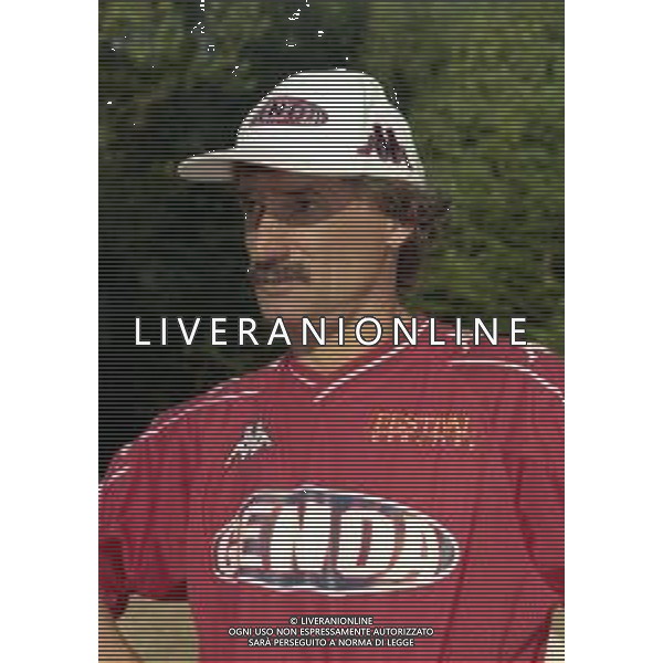1998-1999 GENOA CALCIO PARTITA AMICHEVOLE NELLA FOTO GIUSEPPE PILLON ALLENATORE GENOA CALCIO AG ALDO LIVERANI SAS