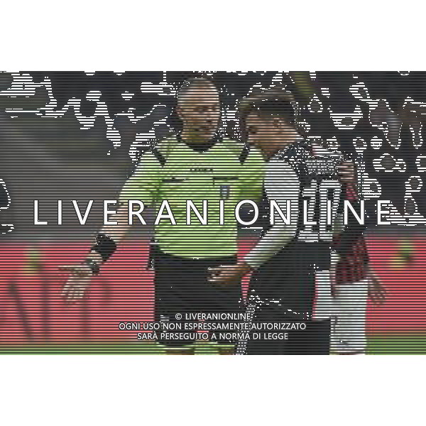 l\'arbitro Paolo Valeri e Paulo Dybala Milan vs Juventus Coppa Italia - semifinale gara di andata Milano 13-02-2020 Stadio Giuseppe Meazza - San Siro foto Roberto Garavaglia - ag. Aldo Liverani sas / AGENZIA ALDO LIVERANI SAS
