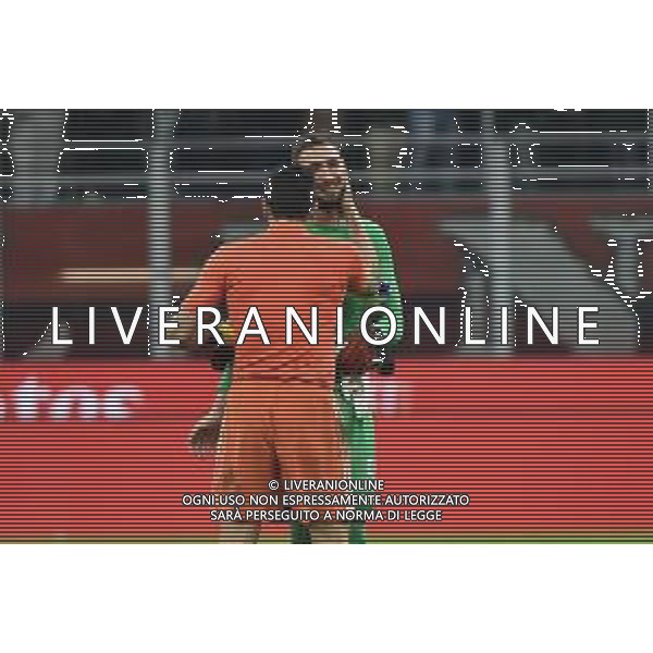 Gianluigi Buffon e Gianluigi Donnarumma a fine gara Milan vs Juventus Coppa Italia - semifinale gara di andata Milano 13-02-2020 Stadio Giuseppe Meazza - San Siro foto Roberto Garavaglia - ag. Aldo Liverani sas / AGENZIA ALDO LIVERANI SAS
