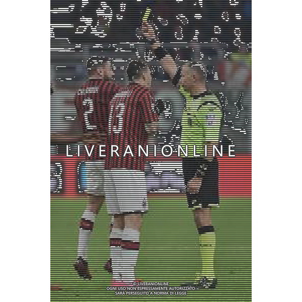 l’arbitro Paolo Valeri di Roma ammonisce Davide Calabria (Milan) Milan vs Juventus Coppa Italia - semifinale gara di andata Milano 13-02-2020 Stadio Giuseppe Meazza - San Siro foto Roberto Garavaglia - ag. Aldo Liverani sas