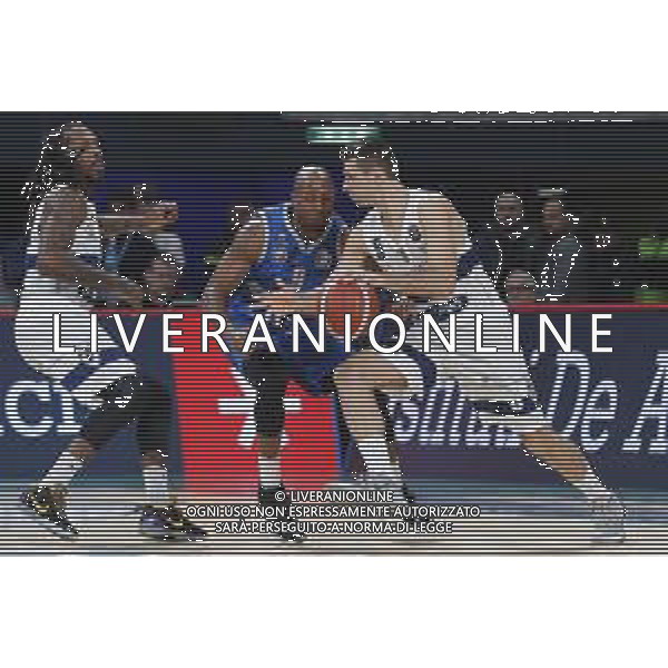 Pesaro 14/02/2020 - Zurich Connect Final Eight 2020 Quarti di Finale - Germani Basket Brescia vs Pompea Fortitudo Bologna - nella foto: Cinciarini Daniele(Pompea Fortitudo Bologna)Lansdowne DeAndre(Germani Basket Brescia) ©Claudio Zamagni/Agenzia Aldo Liverani s.a.s./ AGENZIA ALDO LIVERANI SAS