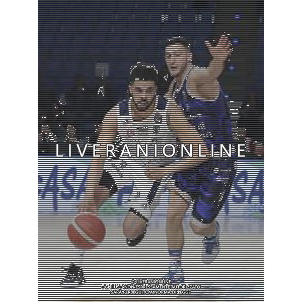 Pesaro 14/02/2020 - Zurich Connect Final Eight 2020 Quarti di Finale - Banco di Sardegna Sassari vs Happy Casa Brindisi - nella foto: Thompson Darius (Happy Casa Brindisi) Spissu Marco (Banco di Sardegna Sassari) ©Claudio Zamagni/Agenzia Aldo Liverani s.a.s./ AGENZIA ALDO LIVERANI SAS