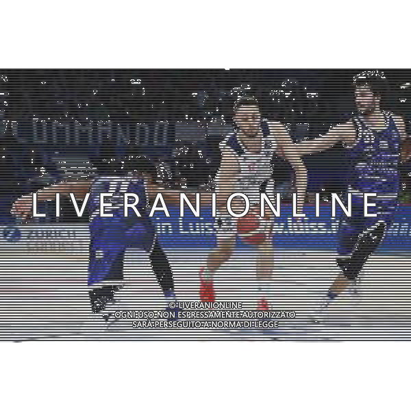 Pesaro 14/02/2020 - Zurich Connect Final Eight 2020 Quarti di Finale - Banco di Sardegna Sassari vs Happy Casa Brindisi - nella foto: Campogrande Luca (Happy Casa Brindisi)Dwayne Evans(Banco di Sardegna Sassari) Vitali Michele(Banco di Sardegna Sassari) ©Claudio Zamagni/Agenzia Aldo Liverani s.a.s./ AGENZIA ALDO LIVERANI SAS