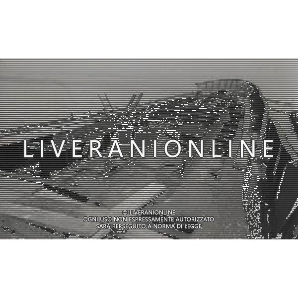 1974 TRIESTE LA NAVE ELETTRA DI GUGLIELMO MARCONI DISMESSA NEL PORTO DI TRIESTE NELLA FOTO Elettra fu la nave-laboratorio su cui Guglielmo Marconi effettuò numerosi dei suoi esperimenti di radiofonia tra le due guerre mondiali AG ALDO LIVERANI SAS