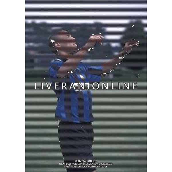 RETROSPETTIVA RONALDO CALCIATORE NELLA FOTO Ronaldo Luís Nazário de Lima con la maglia dell\'inter AG ALDO LIVERANI SAS