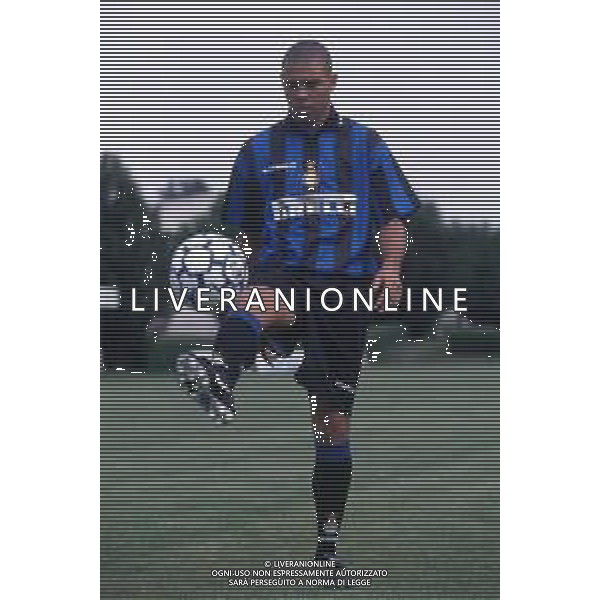 RETROSPETTIVA RONALDO CALCIATORE NELLA FOTO Ronaldo Luís Nazário de Lima con la maglia dell\'inter AG ALDO LIVERANI SAS