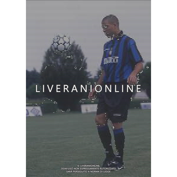 RETROSPETTIVA RONALDO CALCIATORE NELLA FOTO Ronaldo Luís Nazário de Lima con la maglia dell\'inter AG ALDO LIVERANI SAS