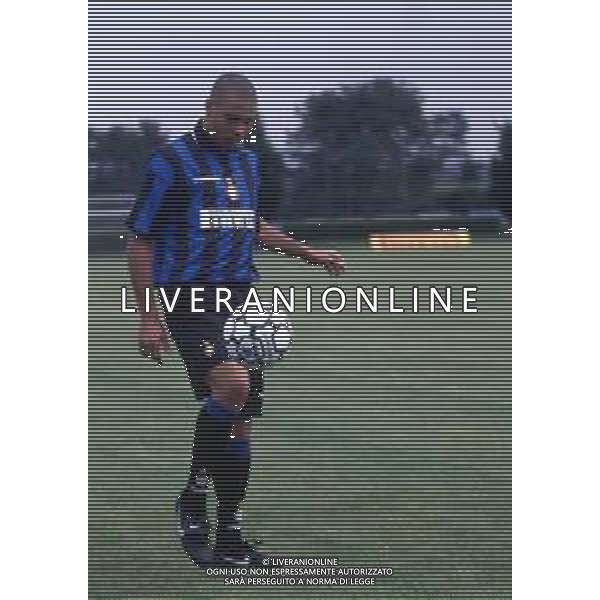RETROSPETTIVA RONALDO CALCIATORE NELLA FOTO Ronaldo Luís Nazário de Lima con la maglia dell\'inter AG ALDO LIVERANI SAS