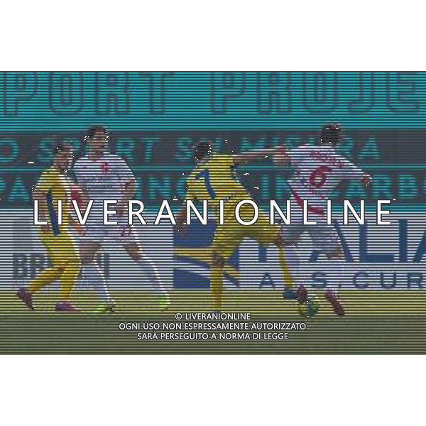 Campionato di Calcio Serie C - Lega Pro 2019/2020 Padova, Italia 16/02/2020 Calcio Padova vs Fermana Nella foto: Matteo Mandorlini (Padova) in contrasto con Massimo Bertagnoli (Fermana FC) ©Mattia Radoni - Alessio Marini / AGENZIA ALDO LIVERANI SAS