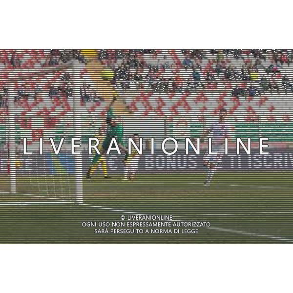 Campionato di Calcio Serie C - Lega Pro 2019/2020 Padova, Italia 16/02/2020 Calcio Padova vs Fermana Nella foto: La grande parata di Stefano Minelli (Padova) ©Mattia Radoni - Alessio Marini / AGENZIA ALDO LIVERANI SAS