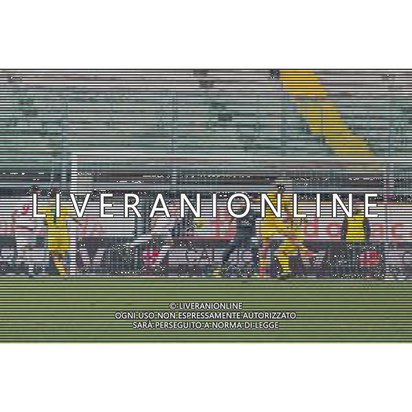 Campionato di Calcio Serie C - Lega Pro 2019/2020 Padova, Italia 16/02/2020 Calcio Padova vs Fermana Nella foto: Il colpo di testa di Anton Kresic (Padova) parato da Paolo Ginestra (Fermana FC) ©Mattia Radoni - Alessio Marini / AGENZIA ALDO LIVERANI SAS