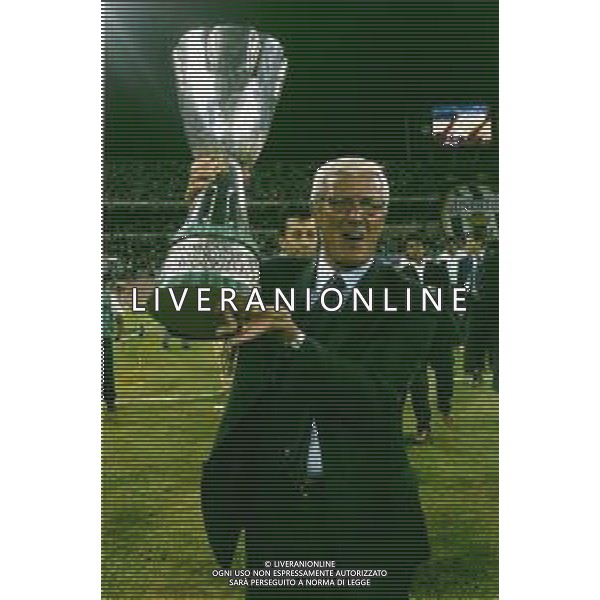 RETROSPETTIVA MARCELLO LIPPI ALLENATORE NELLA FOTO MARCELLO LIPPI ALLENATORE JUVENTUS CALCIO NELLA FINALE SUPERCOPPA ITALIANA JUVENTUS AJAX 25-08-2002 AG ALDO LIVERANI SAS