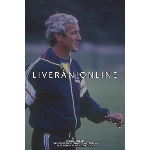 RETROSPETTIVA MARCELLO LIPPI ALLENATORE NELLA FOTO MARCELLO LIPPI ALLENATORE DEL CESENA CALCIO 1989-1990 AG ALDO LIVERANI SAS