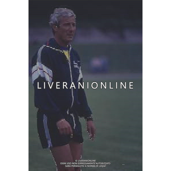 RETROSPETTIVA MARCELLO LIPPI ALLENATORE NELLA FOTO MARCELLO LIPPI ALLENATORE DEL CESENA CALCIO 1989-1990 AG ALDO LIVERANI SAS