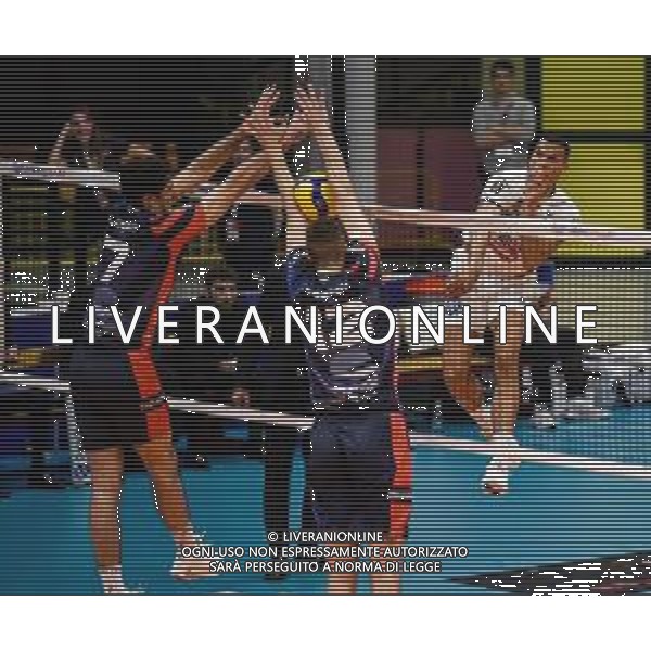 Campionato di Volley Superlega Serie A 2019/2020 Monza, Italia 16/02/2020 Vero Volley Monza vs Calzedonia Verona Nella foto: Schiacciata di Stephen Boyer (Verona) FOTO FELIPE CASIRAGHI-ALESSIO MARINI-AG ALDO LIVERANI SAS