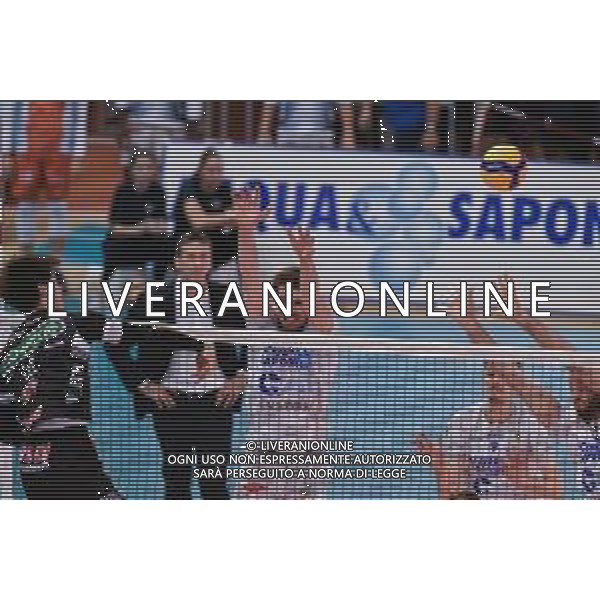Campionato di Volley Superlega Serie A 2019/2020 Latina, Italia 16/02/2020 Top Volley Latina - Kioene Padova Nella foto: Ishikawa Yuki schiacciatore (Kioene Padova) e Maarten Van Garderen (Top Volley Cisterna)