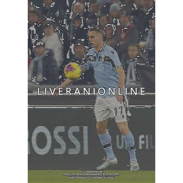 Lazio - Inter Campionato di Calcio Serie A TIM 16/02/2020 nella foto: Marusic Adam (s.s.lazio) ©Claudio Zamagni/Agenzia Aldo Liverani Marusic Adam (s.s.lazio) during Italian Serie A soccer match between S.S. LAZIO and F.C. INTER at Olympic Stadium in Rome on February 16 2020 photo credit by Claudio Zamagni/Aldo Liverani Photo Agency ©Federico Gaetano/ AGENZIA ALDO LIVERANI SAS