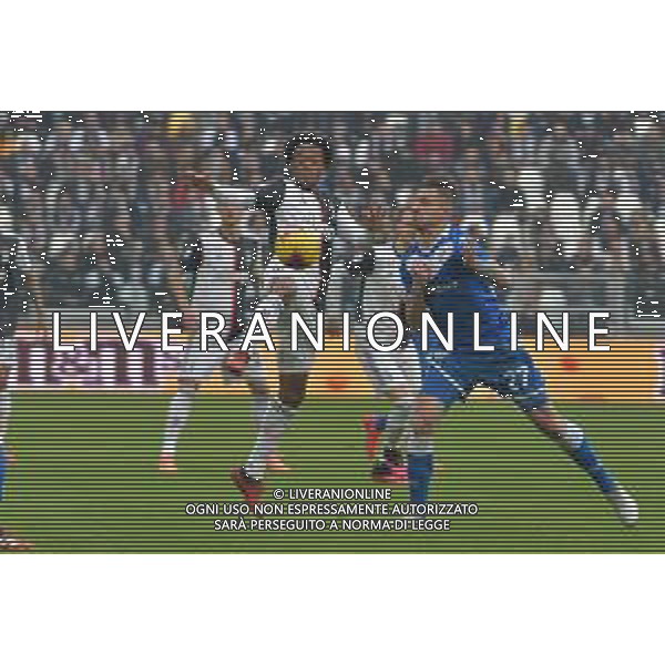 Torino 16.02.2020 Allianz Stadium ©Falzone/Agenzia Aldo Liverani Juventus vs Brescia Campionato italiano di calcio Serie A Tim 2019-2020 Nella foto: JUAN CUADRADO - DANIELE DESSENA ©FALZONE / AGENZIA ALDO LIVERANI SAS