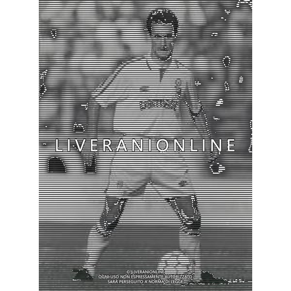 RETROSPETTIVA GABRIELE PIN CALCIATORE NELLA FOTO GABRIELE PIN CON LA MAGLIA DEL PARMA CALCIO NELL\'ANNO 1992-1993 AG ALDO LIVERANI SAS
