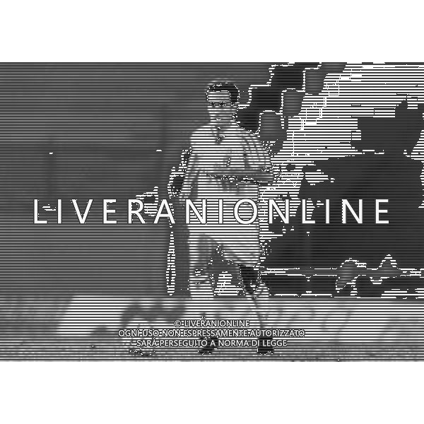 RETROSPETTIVA GABRIELE PIN CALCIATORE NELLA FOTO GABRIELE PIN CON LA MAGLIA DEL PARMA CALCIO NELL\'ANNO 1992-1993 AG ALDO LIVERANI SAS