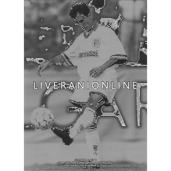 RETROSPETTIVA GABRIELE PIN CALCIATORE NELLA FOTO GABRIELE PIN CON LA MAGLIA DEL PARMA CALCIO NELL\'ANNO 1993-1994 AG ALDO LIVERANI SAS