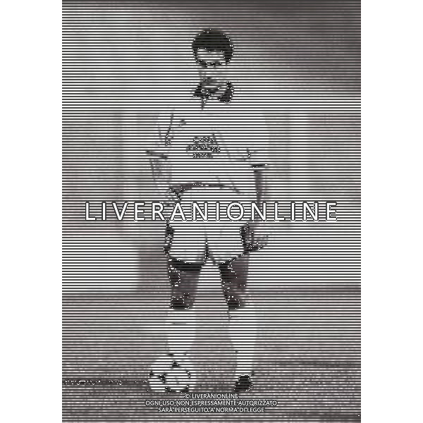 RETROSPETTIVA GABRIELE PIN CALCIATORE NELLA FOTO GABRIELE PIN CON LA MAGLIA DELLA LAZIO CALCIO AG ALDO LIVERANI SAS