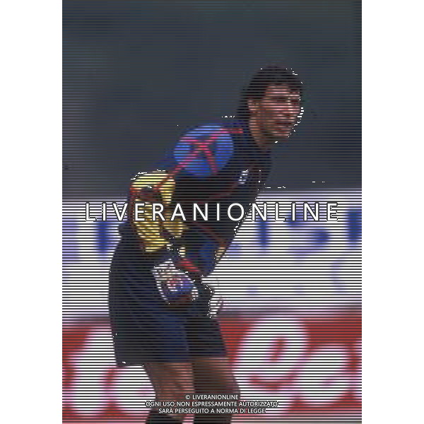 RETROSPETTIVA GIOVANNI CERVONE CALCIATORE NELLA FOTO GIOVANNI CERVONE CON LA MAGLIA DELLA ROMA CALCIO NELL\'ANNO 1994-1995 AG ALDO LIVERANI SAS