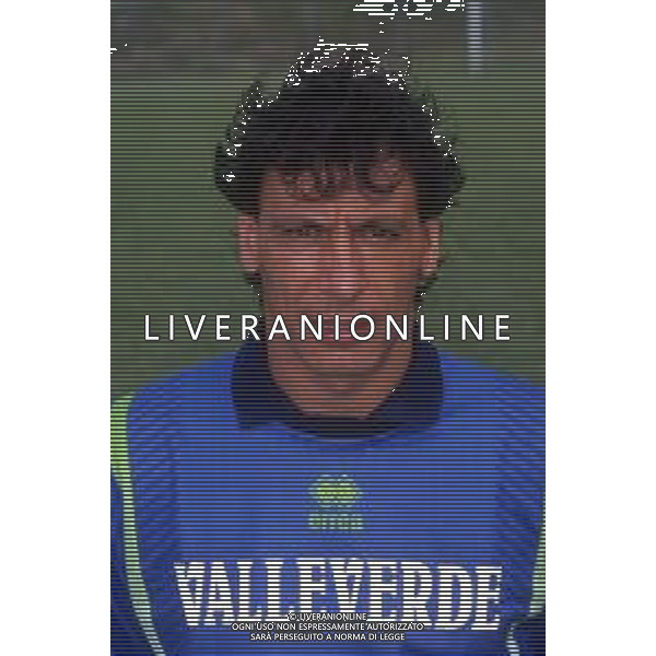 RETROSPETTIVA GIOVANNI CERVONE CALCIATORE NELLA FOTO GIOVANNI CERVONE CON LA MAGLIA DEL RAVENNA CALCIO 1999-2000 AG ALDO LIVERANI SAS