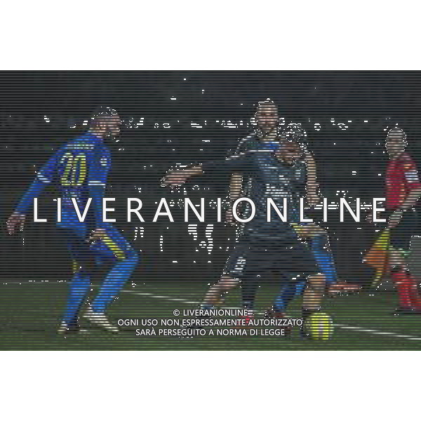 Campionato di Calcio Serie C - Lega Pro 2019/2020 Carrara, Italia 17/02/2020 Carrarese vs Renate Nella foto: Armand Rada (R) protegge palla su Saveriano Infantino (C) ©Fabio Fagiolini - Alessio Marini / AGENZIA ALDO LIVERANI SAS