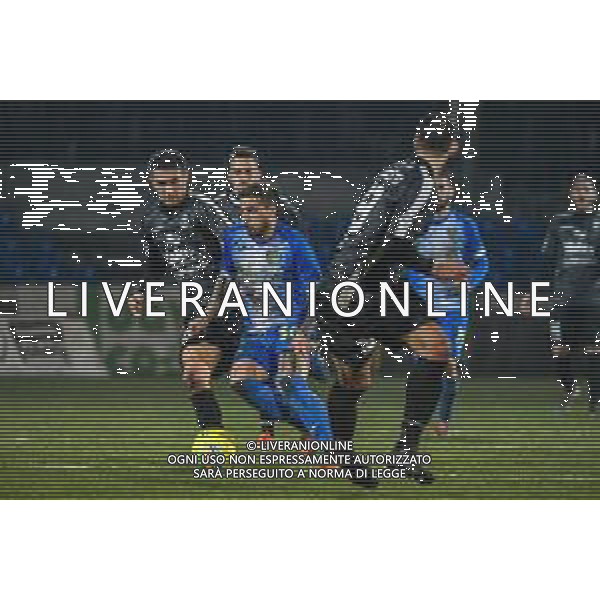 Campionato di Calcio Serie C - Lega Pro 2019/2020 Carrara, Italia 17/02/2020 Carrarese vs Renate Nella foto: Nicola Valente (C) supera il centrocampo del Renate ©Fabio Fagiolini - Alessio Marini / AGENZIA ALDO LIVERANI SAS