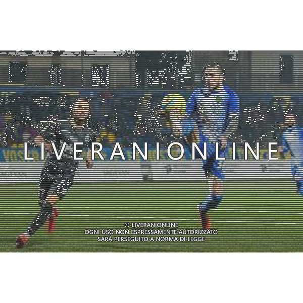 Campionato di Calcio Serie C - Lega Pro 2019/2020 Carrara, Italia 17/02/2020 Carrarese vs Renate Nella foto: Nicola Valente (C) stoppa in area ©Fabio Fagiolini - Alessio Marini / AGENZIA ALDO LIVERANI SAS