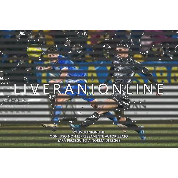 Campionato di Calcio Serie C - Lega Pro 2019/2020 Carrara, Italia 17/02/2020 Carrarese vs Renate Nella foto: Caio Cardoselli (C) prova a crossare ©Fabio Fagiolini - Alessio Marini / AGENZIA ALDO LIVERANI SAS