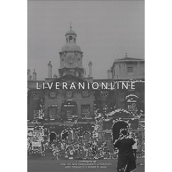 LONDRA ANNO 1968 Londra, capitale dell\'Inghilterra e del Regno Unito, è una città estremamente contemporanea con una storia che risale all\'antica Roma. Nel suo centro sorgono l\'imponente Palazzo del Parlamento, l\'iconica torre dell\'orologio nota come Big Ben e l\'abbazia di Westminster, dove hanno luogo le incoronazioni dei monarchi britannici. AG ALDO LIVERANI SAS