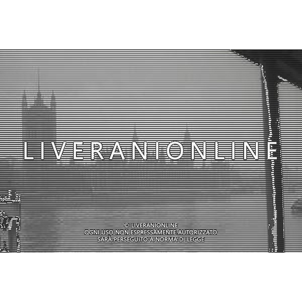 LONDRA ANNO 1968 Londra, capitale dell\'Inghilterra e del Regno Unito, è una città estremamente contemporanea con una storia che risale all\'antica Roma. Nel suo centro sorgono l\'imponente Palazzo del Parlamento, l\'iconica torre dell\'orologio nota come Big Ben e l\'abbazia di Westminster, dove hanno luogo le incoronazioni dei monarchi britannici. AG ALDO LIVERANI SAS