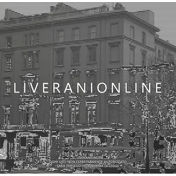 LONDRA ANNO 1968 Londra, capitale dell\'Inghilterra e del Regno Unito, è una città estremamente contemporanea con una storia che risale all\'antica Roma. Nel suo centro sorgono l\'imponente Palazzo del Parlamento, l\'iconica torre dell\'orologio nota come Big Ben e l\'abbazia di Westminster, dove hanno luogo le incoronazioni dei monarchi britannici. AG ALDO LIVERANI SAS