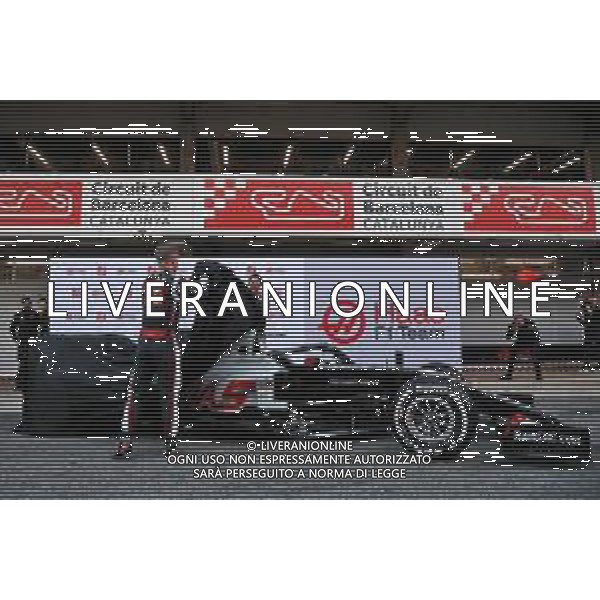 Kevin Magnussen (DEN) Haas F1 Team and team mate Romain Grosjean (FRA) Haas F1 Team unveil the Haas VF-20. 19.02.2020. Formula One Testing, Day One, Barcelona, Spain. Wednesday. - / AGENZIA ALDO LIVERANI SAS - ITALY ONLY EDITORIAL USE ONLY - Test F1 Barcellona Spagna 19.02.2020