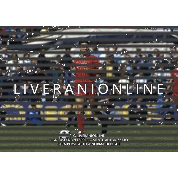 RETROSPETTIVA MASSIMO ALBIERO CALCIATORE NELLA FOTO MASSIMO ALBIERO CON LA MAGLIA DEL COMO 1986-1987 AG ALDO LIVERANI SAS