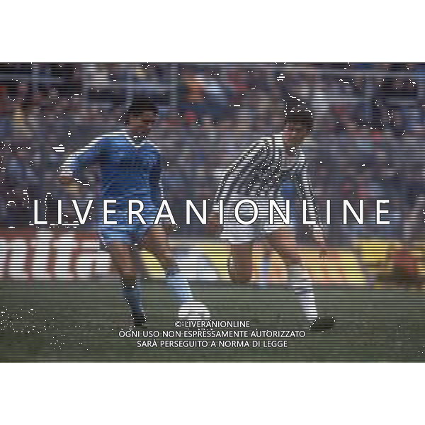 RETROSPETTIVA MASSIMO ALBIERO CALCIATORE NELLA FOTO MASSIMO ALBIERO CON LA MAGLIA DEL COMO 1986-1987 AG ALDO LIVERANI SAS