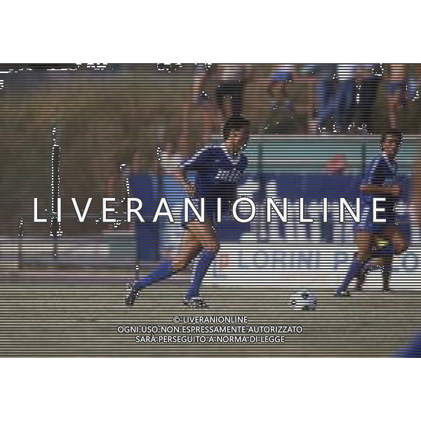 RETROSPETTIVA MASSIMO ALBIERO CALCIATORE NELLA FOTO MASSIMO ALBIERO CON LA MAGLIA DEL COMO 1986-1987 AG ALDO LIVERANI SAS