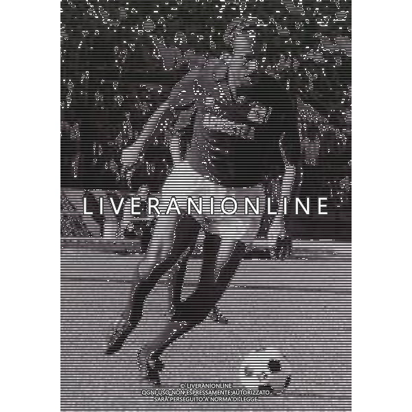 RETROSPETTIVA DANILO PILEGGI CALCIATORE NELLA FOTO DANILO PILEGGI CON LA MAGLIA DEL TORINO CALCIO AG ALDO LIVERANI SAS