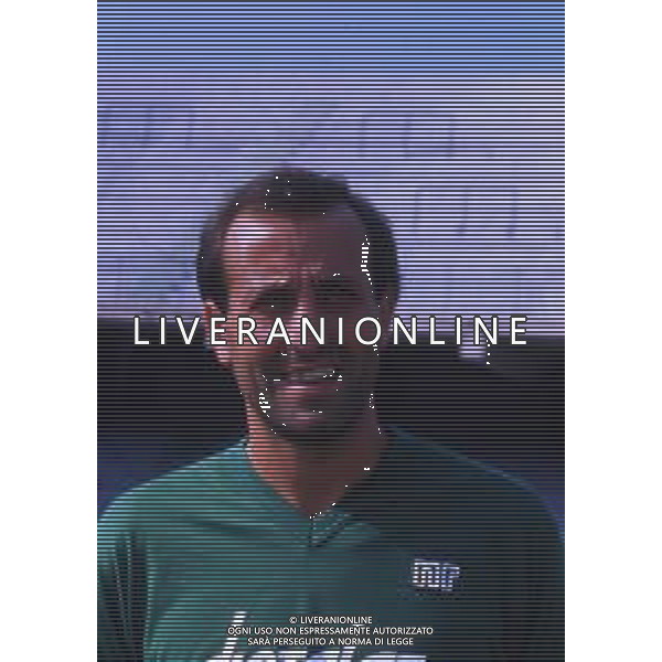 RETROSPETTIVA DANILO PILEGGI CALCIATORE NELLA FOTO DANILO PILEGGI CON LA MAGLIA DELL\'AVELLINO CALCIO AG ALDO LIVERANI SAS
