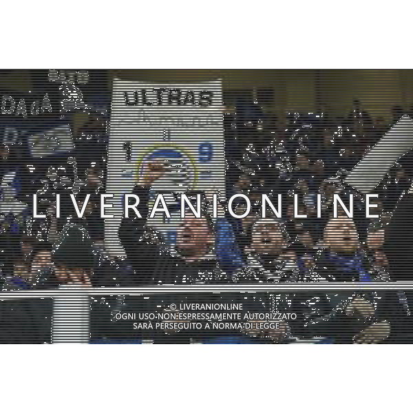 tifosi Atalanta a San Siro Atalanta vs Valencia UEFA Champions League ottavi di finale - gara di andata Milano 19–02-2020 Stadio Giuseppe Meazza - San Siro foto Roberto Garavaglia - ag. Aldo Liverani sas / AGENZIA ALDO LIVERANI SAS
