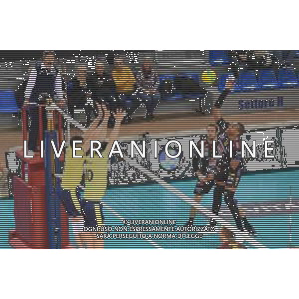 Volley Champions League Men 2019/2020 Civitanova, Italia 19/02/2020 Cucine Lube Civitanova vs Fenerbahce HDI Sigorta Istanbul Nella foto: Schiacciata Leal Yoandy (Cucine Lube Civitanova) FOTO ROBERTO BATOMEOLI-ALESSIO MARINI-AG ALDO LIVERANI SAS
