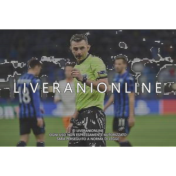 l’arbitro Michael Oliver (ENG) Atalanta vs Valencia UEFA Champions League ottavi di finale - gara di andata Milano 19–02-2020 Stadio Giuseppe Meazza - San Siro foto Roberto Garavaglia - ag. Aldo Liverani sas
