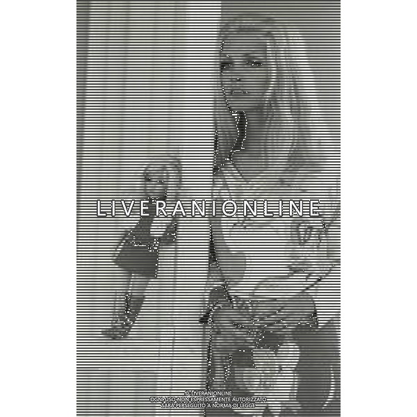 RETROSPETTIVA PATTY PRAVO CANTANTE NELLA FOTO PATTY PRAVO NELL\'ANNO 1968 AG ALDO LIVERANI SAS 
