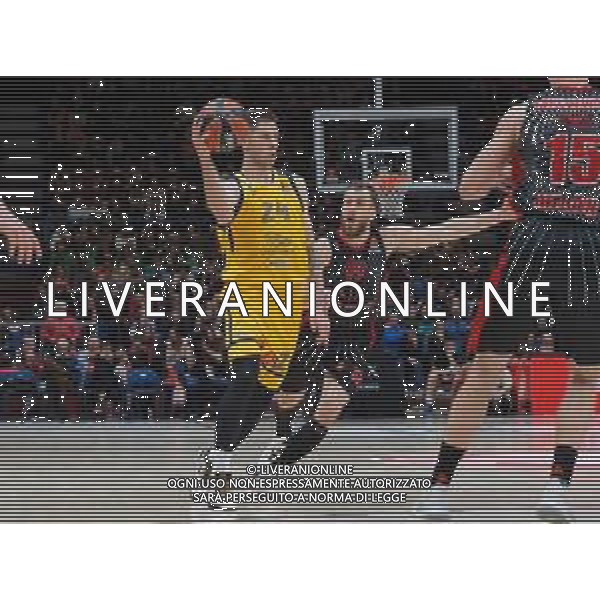 Basket EuroLeague 2019/2020 Milano, Italia 20/02/2020 AX Armani Exchange Milano-Khimki Mosca Nella foto: Stefan Jovic del Khimki Moscow contrastato da Sergio Rodriguez della AX Armani Exchange Olimpia Milano ©Savino Paolella - Alessio Marini / AGENZIA ALDO LIVERANI SAS
