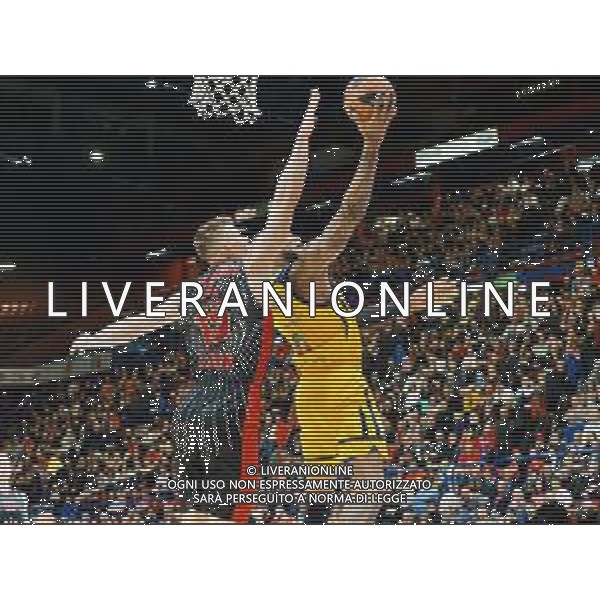 Basket EuroLeague 2019/2020 Milano, Italia 20/02/2020 AX Armani Exchange Milano-Khimki Mosca Nella foto: Robinson del Khimki Moscow ostacolato da Tarczewski della AX Armani Exchange Olimpia Milano ©Savino Paolella - Alessio Marini / AGENZIA ALDO LIVERANI SAS
