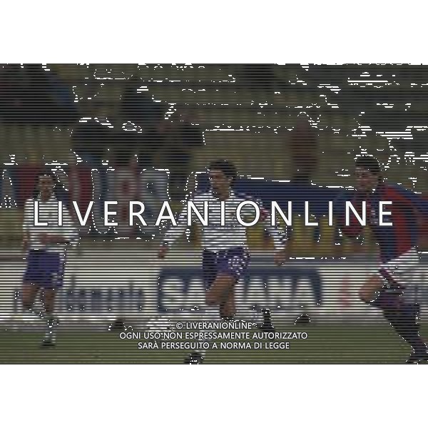 18-02-1999 BOLOGNA SEMIFINALE DI ANDATA COPPA ITALIA BOLOGNA FIORENTINA 0-2 NELLA FOTO MANUEL RUI COSTA AG ALDO LIVERANI SAS