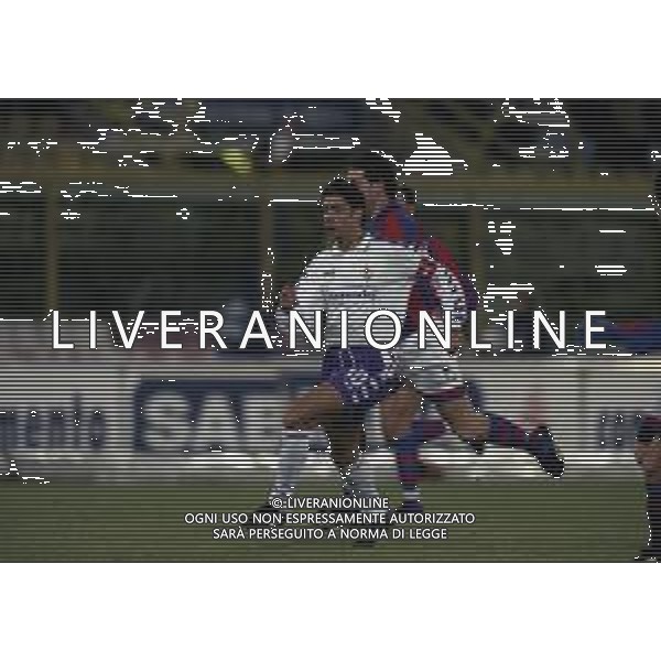 18-02-1999 BOLOGNA SEMIFINALE DI ANDATA COPPA ITALIA BOLOGNA FIORENTINA 0-2 NELLA FOTO MANUEL RUI COSTA AG ALDO LIVERANI SAS