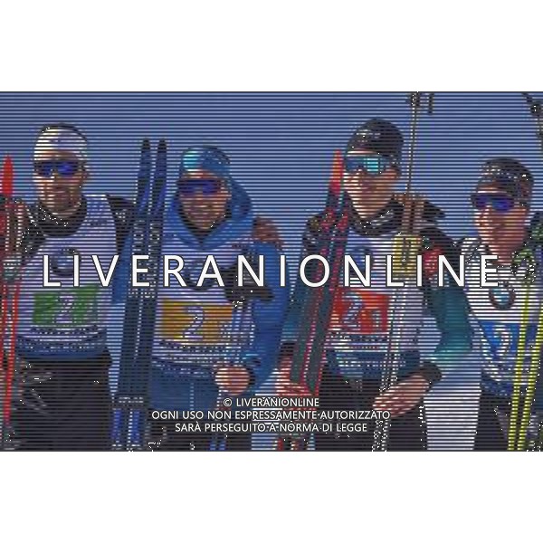 Biathlon Anterselva (BZ), Italia 22/02/2020 IBU World Cup Biathlon 2020 - 4x7.5 Km - Staffetta Maschile Nella foto: Da sin.: Martin Fourcade, Simon Desthieux, Jaquelin Emilien e Quentin Fillon Maillet (FRA) esultano dopo il traguardo per la loro medaglia di oro ©Franco DeBernardi - Alessio Marini / AGENZIA ALDO LIVERANI SAS